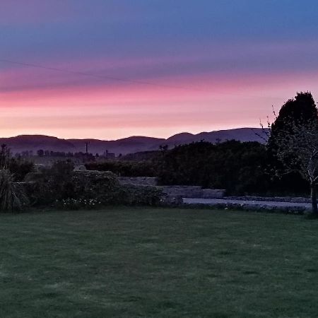 Luxury Glamping Anthropod-Ben Cleugh-With Hot Tub Clackmannan Exterior photo