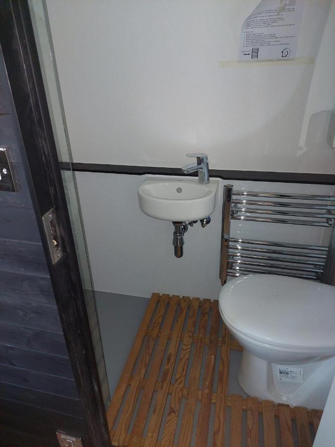 Luxury Glamping Anthropod-Ben Cleugh-With Hot Tub Clackmannan Exterior photo